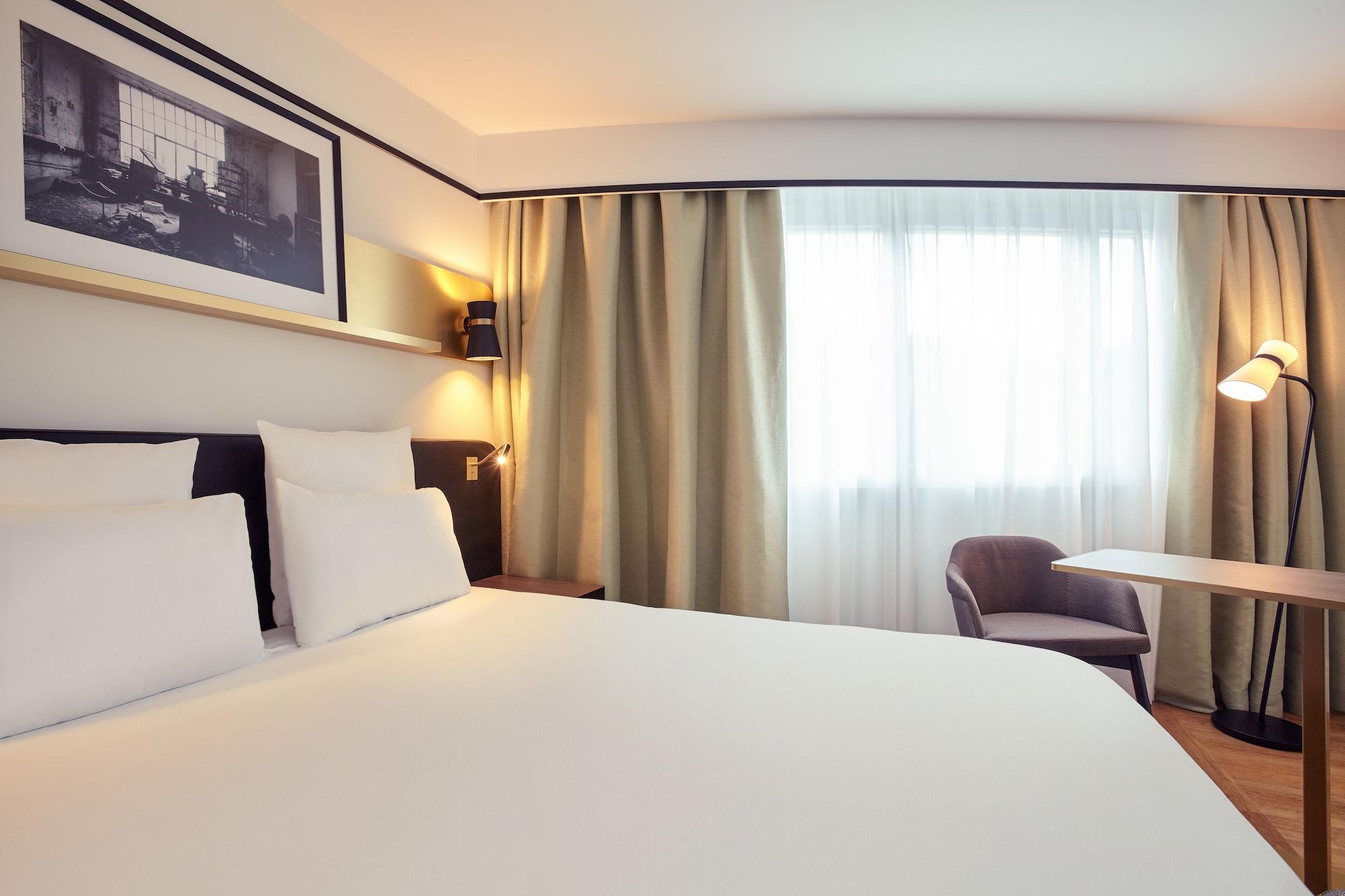 Mercure Paris Saint-Ouen Екстер'єр фото